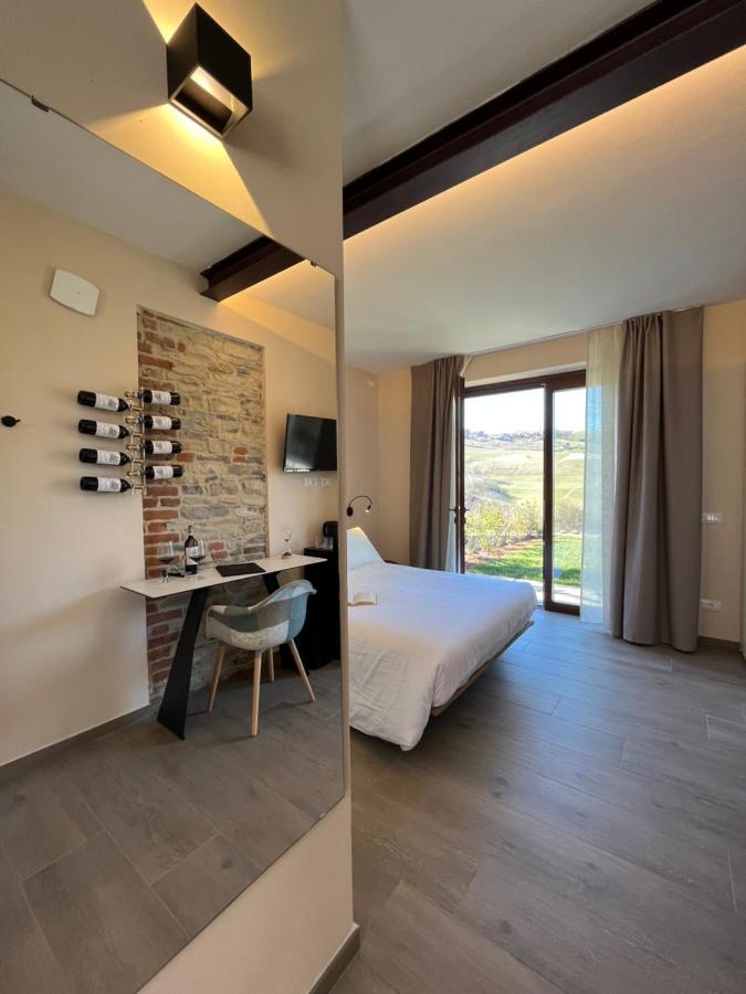 Le Cornici - Cascina Di Charme Hotel Diano d'Alba Bagian luar foto