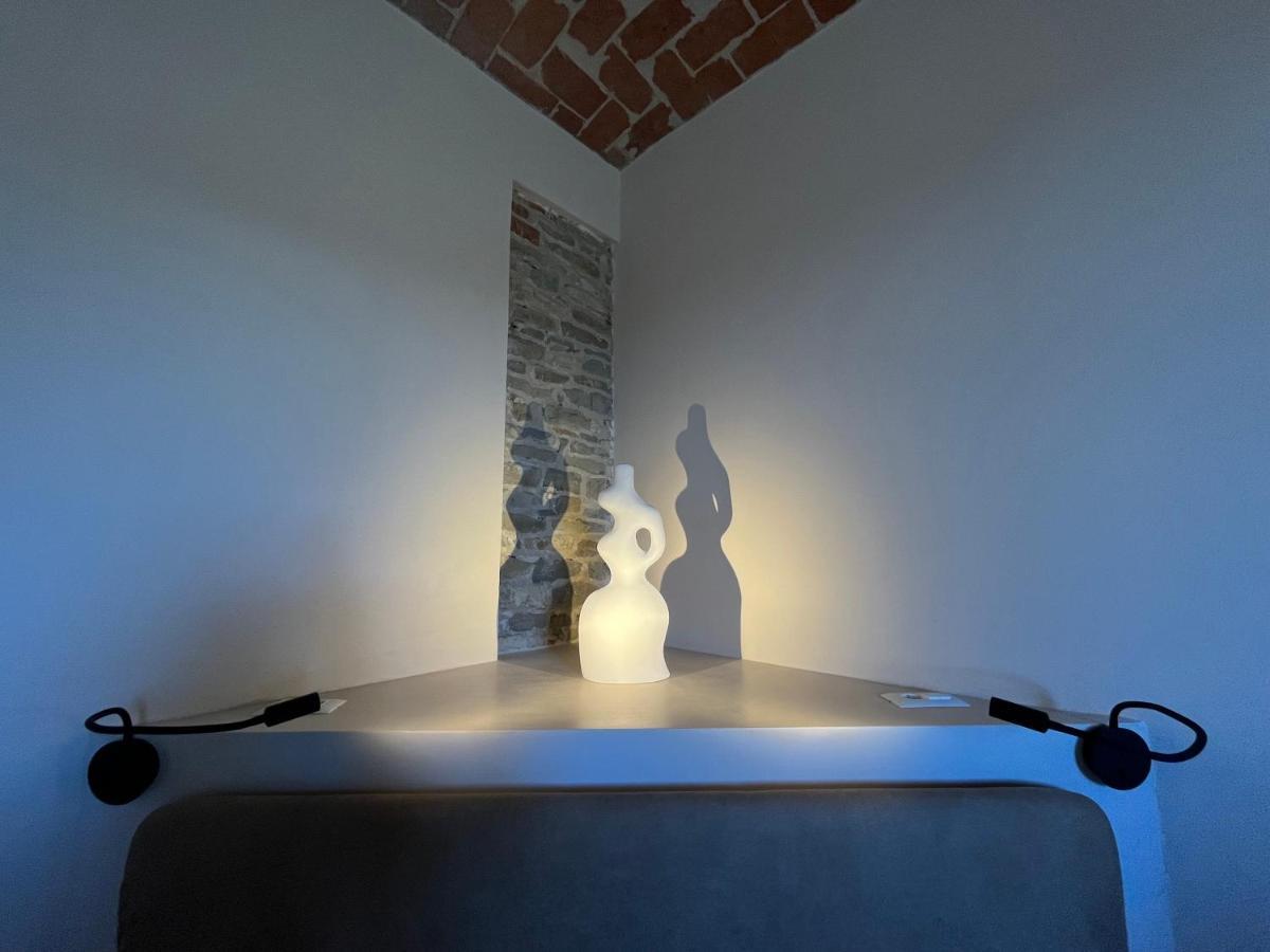 Le Cornici - Cascina Di Charme Hotel Diano d'Alba Bagian luar foto